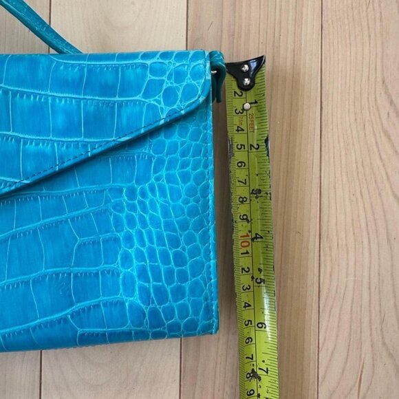 Danier Bright Blue Croc-Embossed Leather Bag – Convertible Shoulder or Clutch - Picture 4 of 8